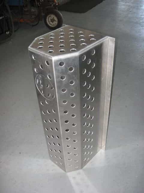 Fabrication locale réalisée avec rigueur et professionnalisme.
